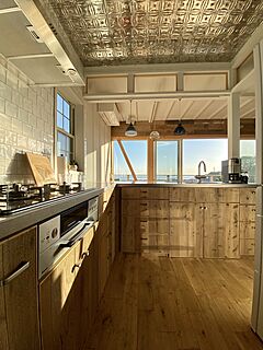 「海を眺めながら、心地良い時を過ごせる表情豊かなキッチン」 by buhi-houseさん