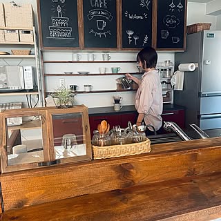 「厳選とDIYで洗練する、居心地の良いカフェ風キッチンのつくり方」 by kozuさん