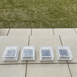 「設置費も電気代も0円！ソーラー充電式ガーデンライト」 by cheeさん