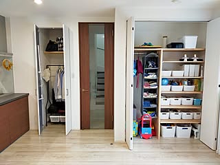 「一カ所で完結させるスタイルが◎自然と片付く収納のつくり方」 by Dmamaさん