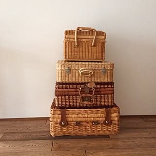カゴ使いの達人に学ぶ！ラタンバスケットの使い方アイデア集