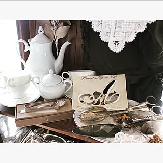 アフタヌーンティー&ハイティー♪優雅にお茶を楽しむ方法