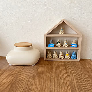 お気に入りを飾って♡3COINSのアイテムで作るディスプレイコーナー