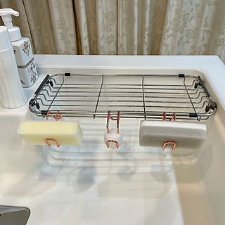 水切れGOODでシンク掃除も楽ちん♪快適なスポンジの置き方はコレ
