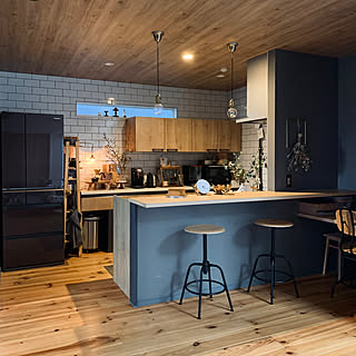 【RoomClipが選んだ厳選3選】「木のぬくもりを感じる空間」がテーマの素敵な投稿実例