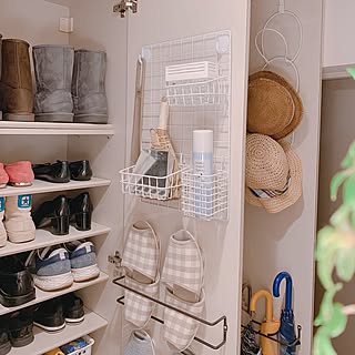 プチプラでお悩みを解決♪玄関の収納で役立つダイソーのアイテム