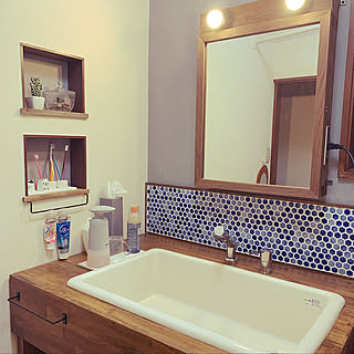 毎日使うからこそできるだけ気分の上がる空間に！洗面台DIYのススメ