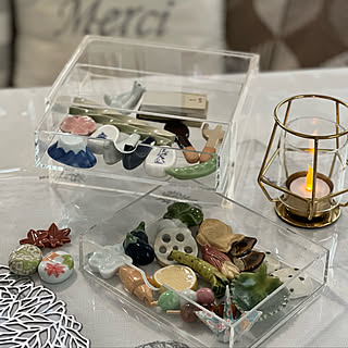 ショーケースみたいで気分が上がる♡無印良品のアクリルアイテムを使ったディスプレイ収納アイデア