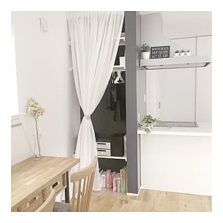 目隠しですっきり♪見せたくない棚の中身を隠すアイデア