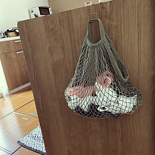 取り出しやすくて見た目もすっきり♪ビニール袋の収納アイデア