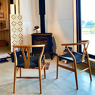 美しいフォルムとゆったりとした座り心地♡Yチェアのある暮らし