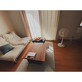 「猫とまどろみ時間を分かち合える、ナチュラルであたたかな住まい」 by ttoさん