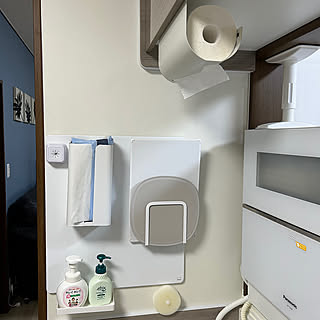 調理も後片付けもスムーズに♪キッチンまわりを使いやすく整えるまな板収納のアイデア6選