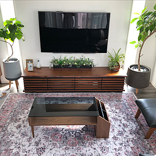 部屋中どこでも大活躍♪RoomClipショッピングで買えるテーブル10選