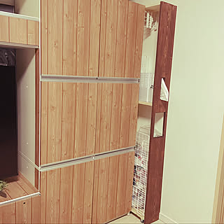 「欲しい」と思った瞬間にすぐ手に取れる☆便利なティッシュの置き場所