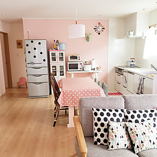 ポップもモダンも自由自在☆ドット柄で作るワンランク上のインテリア