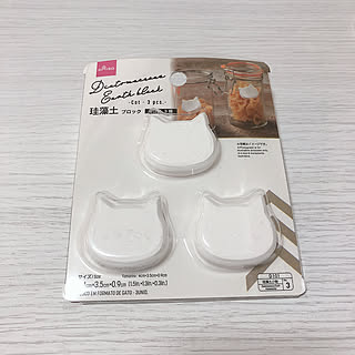 水滴や湿気対策にはこれ!暮らしが快適になるダイソーの珪藻土アイテム