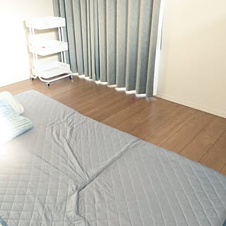 ベッドより快適かも？お部屋が広々使える「ふとん生活」の始め方