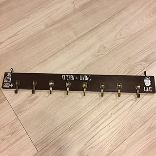 遊び心の利いた便利収納!rioさんのDIYカトラリーフック