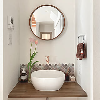 こんなにいろいろ楽しめる！うっとりするような独立洗面台の実例10選