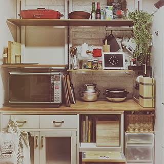 スペースを賢く活用して☆狭めキッチンで役立つアイデア