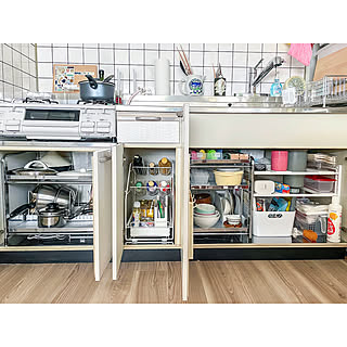 「シンク下に革命を起こす！スライド式ステンレス3段ラック」 by hitomiさん