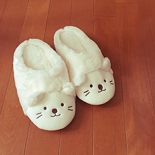 全部ほしくなっちゃう♡ダイソーのプチプラスリッパ特集