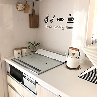 【RoomClipショッピングで買える！】コンロ周りの汚れ防止に！tower「排気口カバー」の活用実例4選