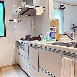 目につくところだからピカピカにして気持ちよく♪キッチンの調理台＆カウンターの掃除テクニック