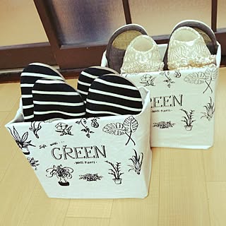 「材料2つ♪板を入れるだけの簡単スリッパラック」 by Halさん