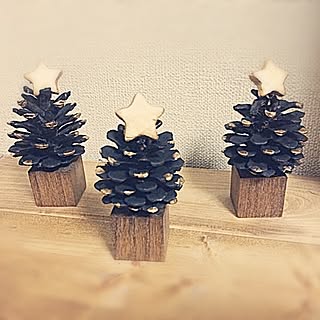 可愛いミニツリーをハンドメイド!クリスマスムードを盛り上げよう♡