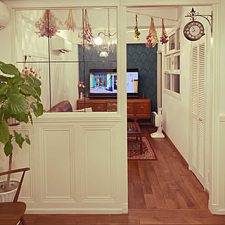 「モールディングとアンティークが映える、アメリカンクラシックな住まい」 by kuraraさん