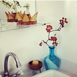 挑戦してみたら意外と簡単♪家にある花瓶で生け花を気軽に楽しむ