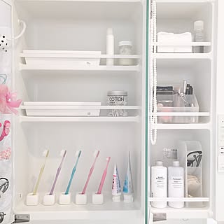 ホワイトインテリアに使える!白い100均アイテム10選