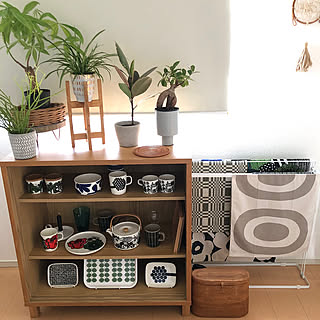 用途に合わせて自由度高く使える♪無印良品のキャビネットがある暮らし