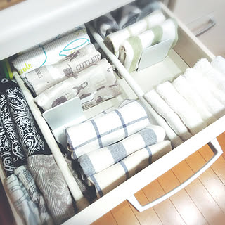 キッチンの整理収納に大活躍!ブックスタンドの使い方