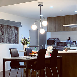 シンプルから個性派までお任せ♪リビング・ダイニングの照明カタログ