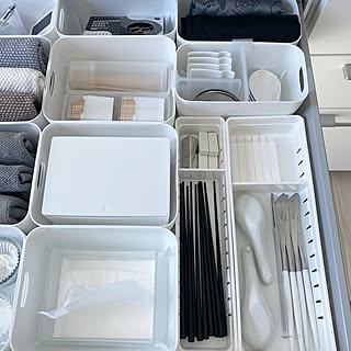 美しく使いやすい収納のマストアイテム！大人気のセリア「カトレケース」