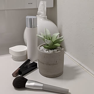 RoomClipショッピングが提案する「グリーンのある暮らし」特集