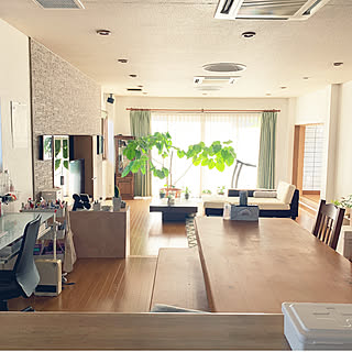 「吹き抜けのパティオを囲む、優しく美しいナチュラルな住まい」 by yumi.fさん