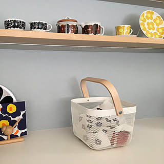 シンプルなのに存在感あり!IKEAの「RISATORP」で魅せる収納アイデア