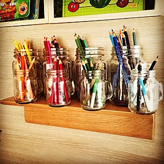 これぞ神業!文房具をキレイに片付けるDIYアイテム活用術