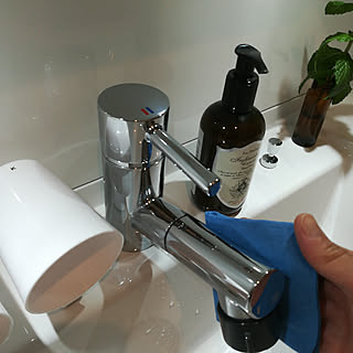 清潔感のある輝きをキープ!蛇口などステンレスの掃除術