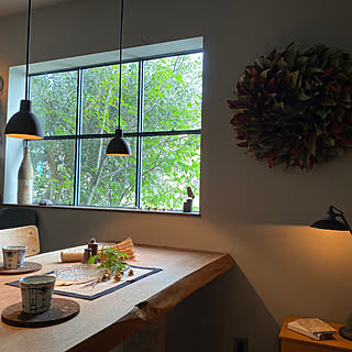 【RoomClipが選んだ厳選3選】「癒しスペース」がテーマの素敵な投稿実例