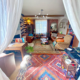 「古き良きものを活かし彩り豊かに育てる、仕掛け絵本のような家」 by MUSHroomさん