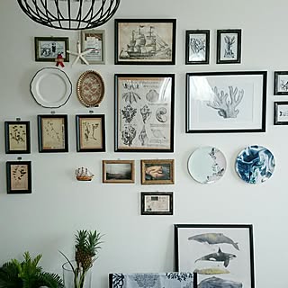 家の中でアートを楽しんで☆ギャラリーウォールのあるお部屋特集