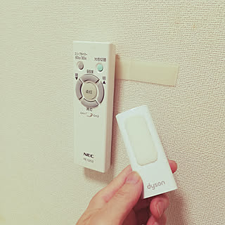 「プチストレスをサクッと解決!リモコン置き場のつくり方」 by jojiさん