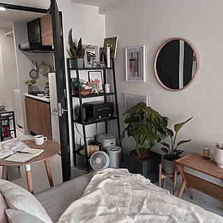 大小さまざまなものが収まる！IKEAのレールベリ（シェルフユニット）の使い方