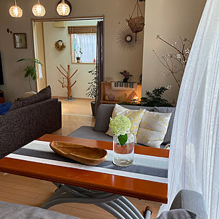 【写真でルームツアー】くつろぎのソファダイニングがある、お家カフェ風空間。ytaka17さんのお家をご紹介！