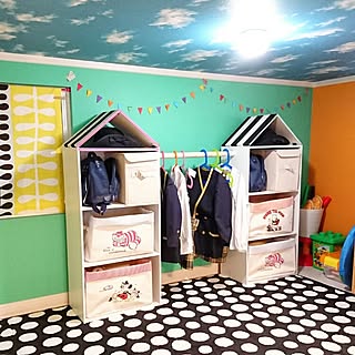 床に置きっぱなしにしない！幼稚園グッズ置き場の作り方